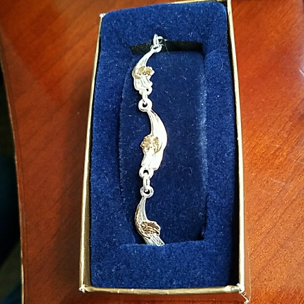 Bracelet, Sterling silver with gold-colored inlay